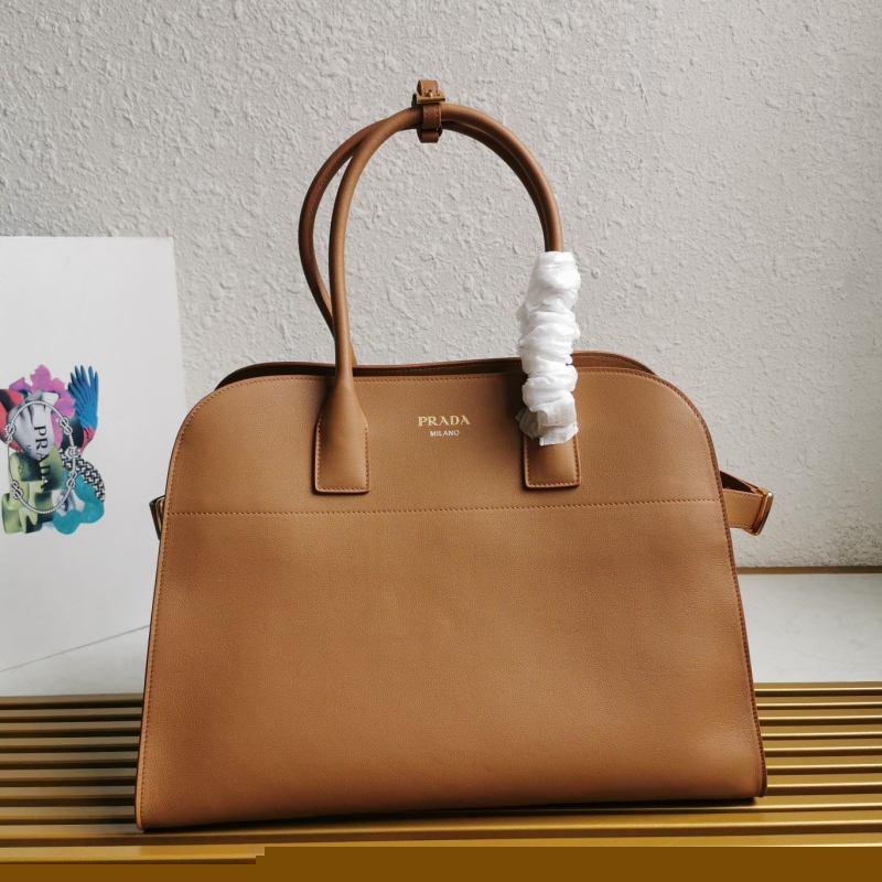 Pra*a top handle bags